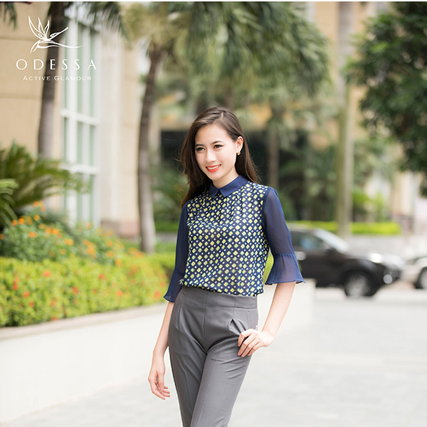 sơ mi nữ, sơ mi tay chuông, blazer nữ kẻ sọc, blazer nữ, đầm tay chuông, đầm hồng pastel