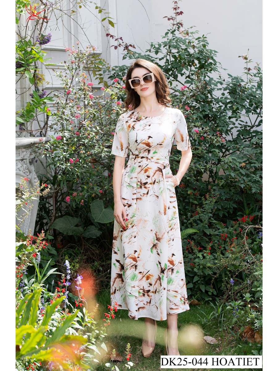 ĐẦM MAXI CỔ TRÒN THANH LỊCH DK25-044