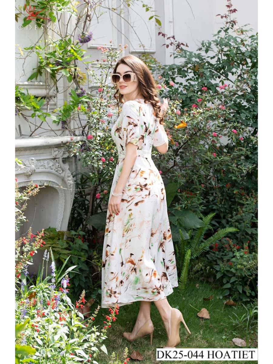 ĐẦM MAXI CỔ TRÒN THANH LỊCH DK25-044