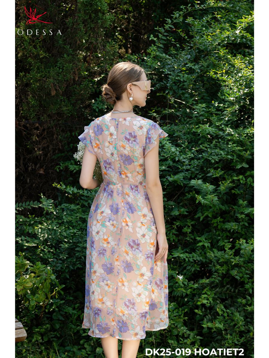 ĐẦM CỔ V PHỐI TAY CÁNH TIÊN DK25-019