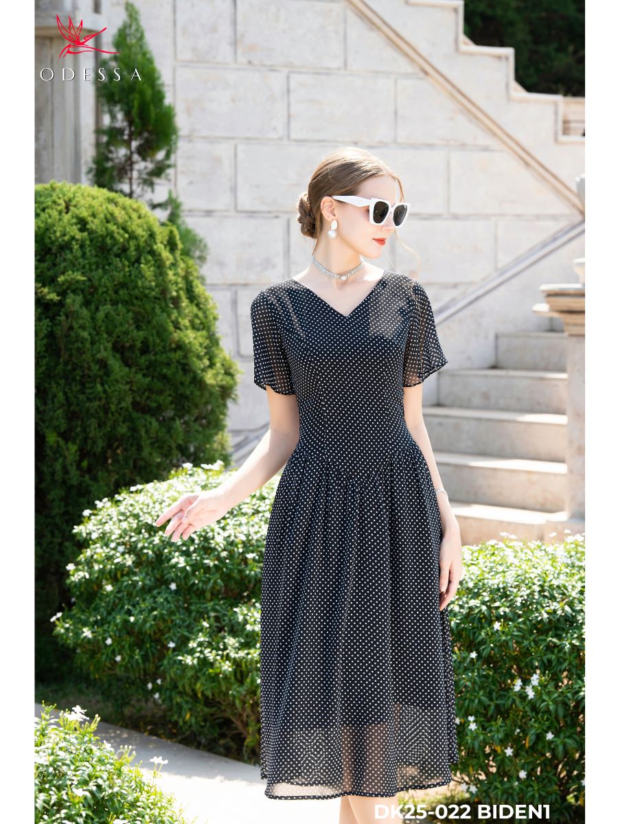 ĐẦM XÒE CỔ V DK25-022