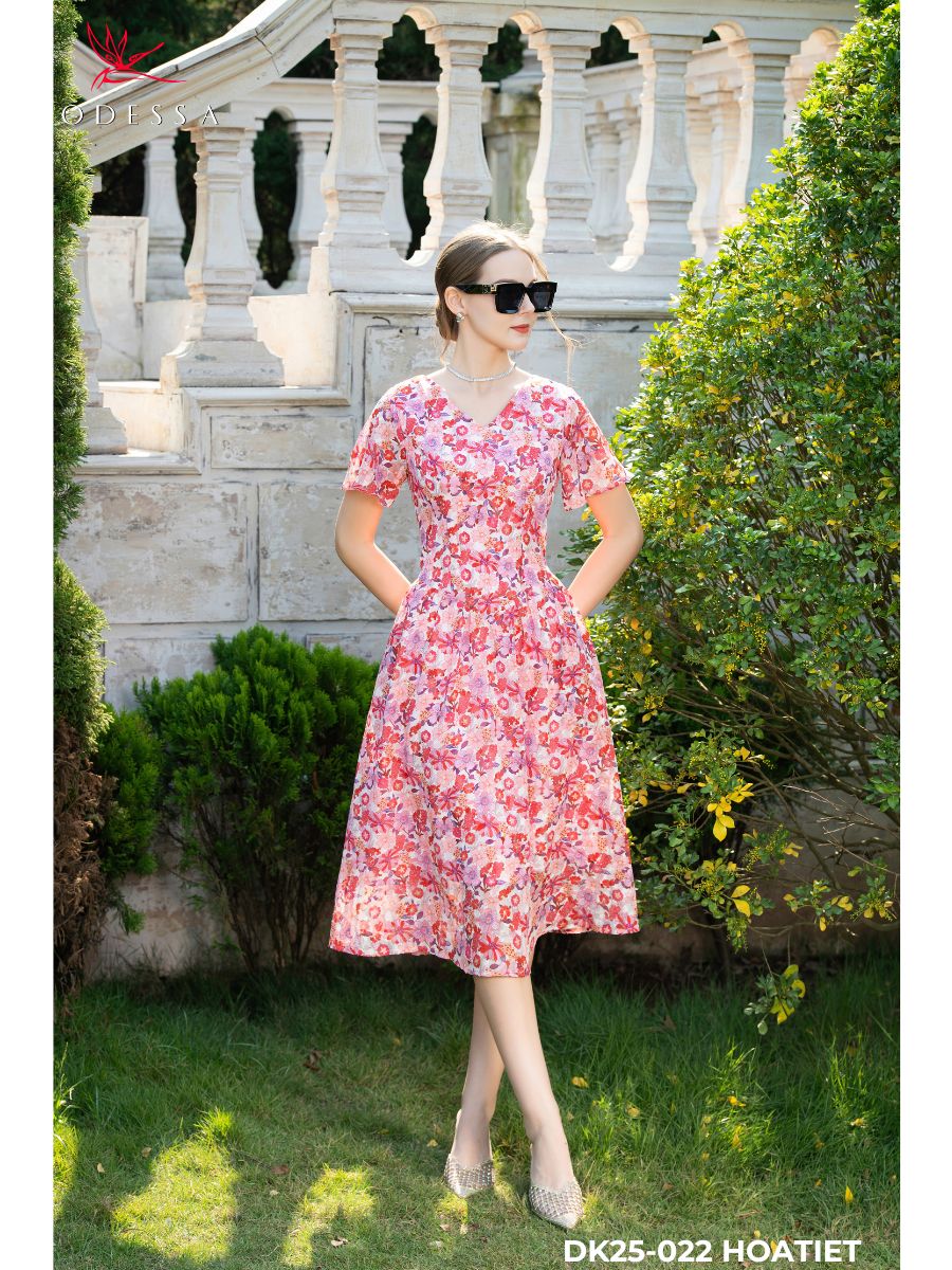 ĐẦM XÒE CỔ V DK25-022