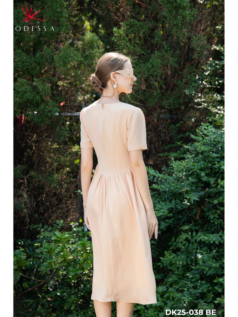 ĐẦM XÒE CỔ TRÒN PHỐI NÚT DK25-038