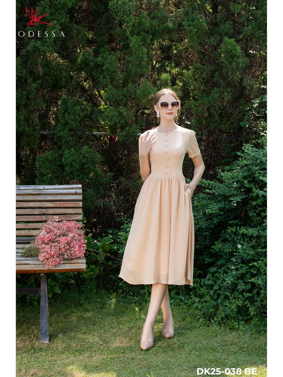 ĐẦM XÒE CỔ TRÒN PHỐI NÚT DK25-038