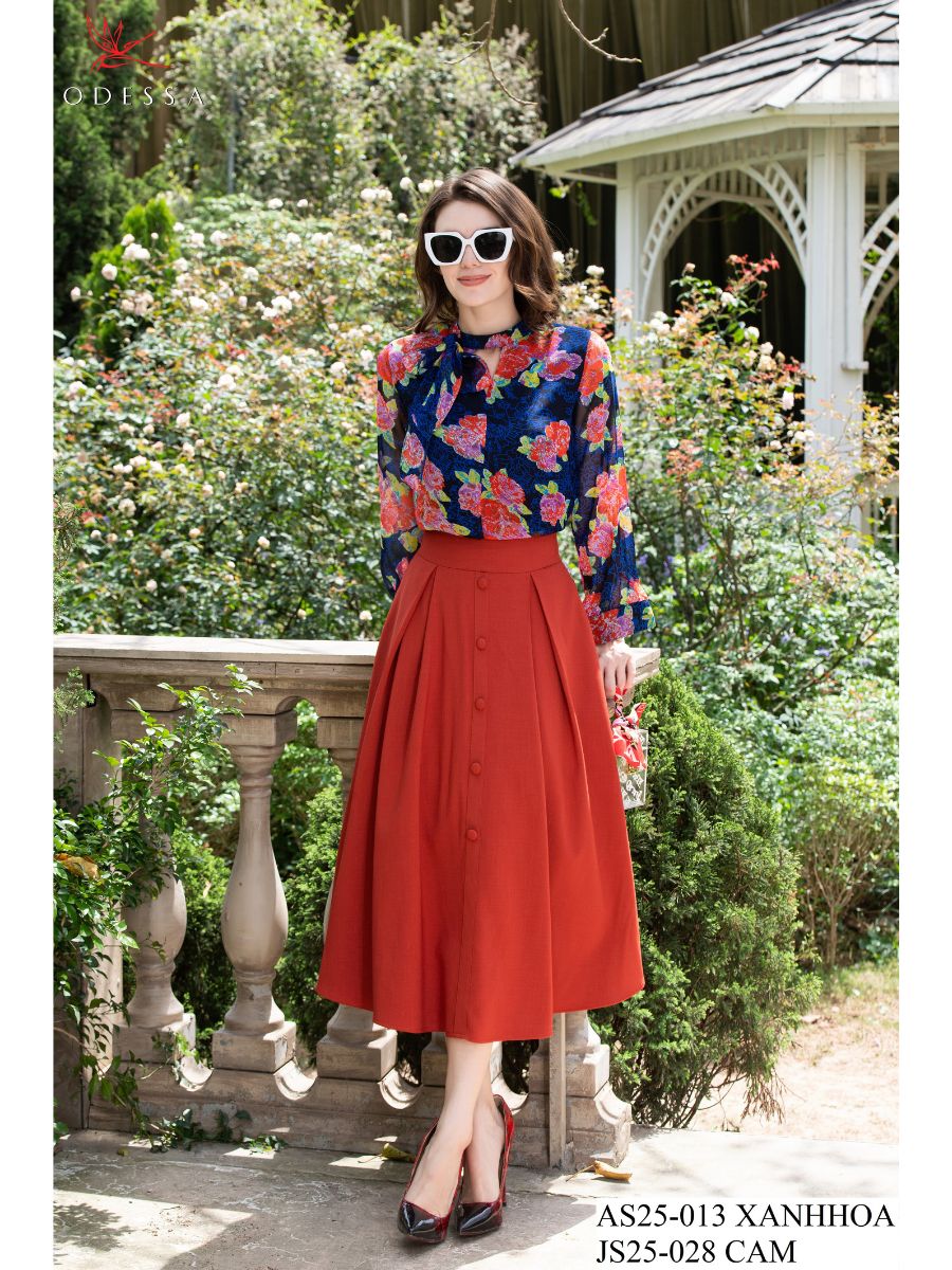 CHÂN VÁY XÒE PHỐI NÚT JS25-028