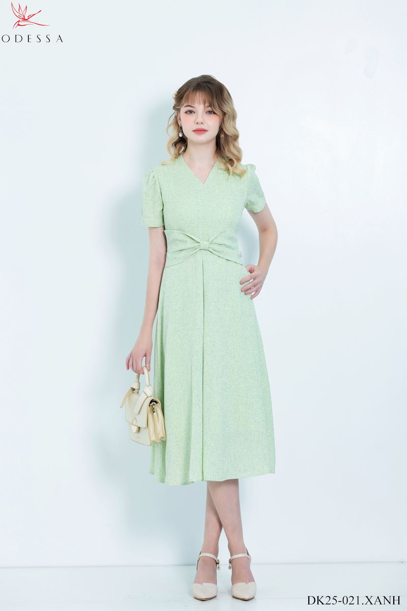 ĐẦM NỮ CỔ V CHIẾT EO SANG TRỌNG DK25-021