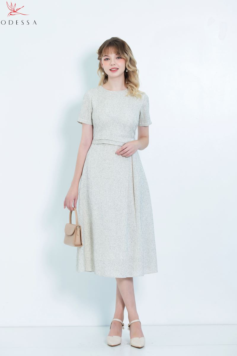 ĐẦM NỮ DÁNG XÒE CHIẾT EO CỔ TRÒN NỮ TÍNH DK25-020