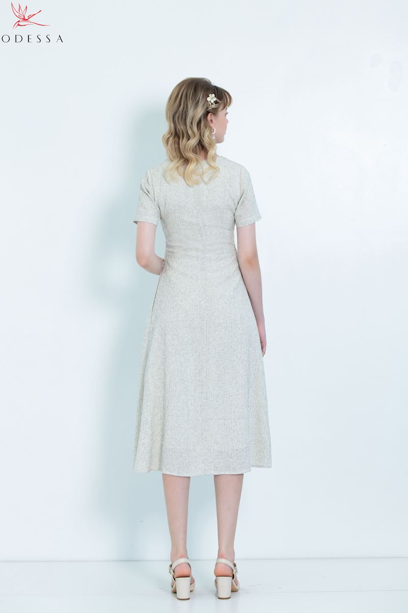 ĐẦM NỮ DÁNG XÒE CHIẾT EO CỔ TRÒN NỮ TÍNH DK25-020